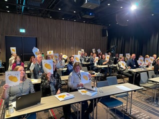 edocs-konferanse-applaus-emoji